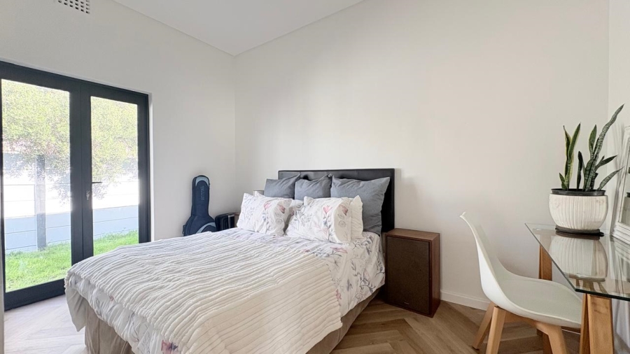 To Let 3 Bedroom Property for Rent in Claremont Western Cape